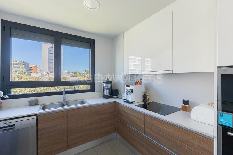 Foto 72f4ccfc-996c-4b43-b871-7c73ec6d000f. Apartamento extraordinario piso frente al mar en Poblenou Barcelona