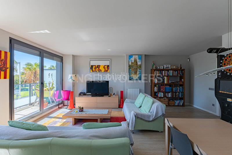 Foto 88a7035c-fa4a-4a51-bee3-88a2c8a06c6e. Apartamento extraordinario piso frente al mar en Poblenou Barcelona