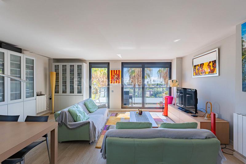 Foto cdc5d0ca-d0ac-4d61-891c-f70786f7521e. Apartamento extraordinario piso frente al mar en Poblenou Barcelona