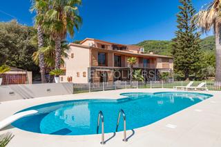 Mas à Arenys de Munt. Paraje natural único, con dos grandes casas, cerca del mar