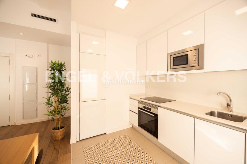 Foto c1bd0cb6-8827-4123-93e6-af596b1fa3f0. Lloguer apartament amb calefacció a Putget - Farró Barcelona
