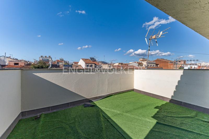 Foto 505d4a28-445c-400b-ad10-8ae95f93c5d7. Casa amb calefacció aparcament a Centre Sabadell