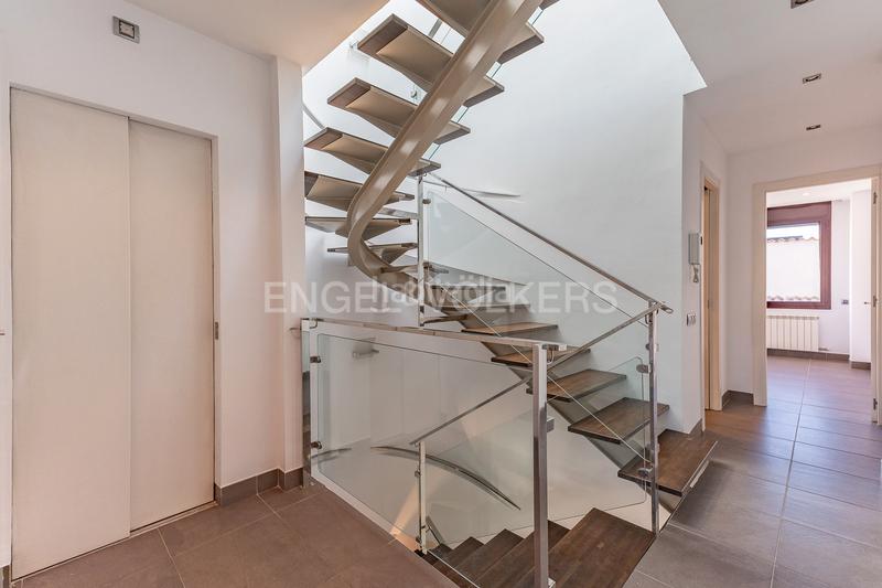 Foto 57d7002c-7e46-4d79-b6ec-89d937ad554b. Casa amb calefacció aparcament a Centre Sabadell