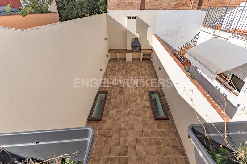 Foto a3958980-36fd-4f14-adc5-93efccdbf789. Casa amb calefacció aparcament a Centre Sabadell