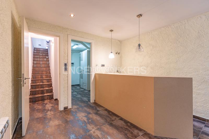 Foto d51750c0-3303-42de-a211-94329de9045b. Casa amb calefacció aparcament a Centre Sabadell