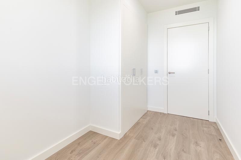 Foto abff8bd1-eb75-43d6-9100-22a79acd8ba4. Lloguer apartament amb calefacció aparcament piscina a Mataró
