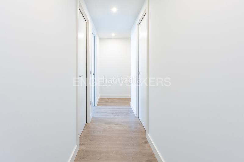 Foto b855a09a-e1b1-426f-8e6a-48e77f8d28b4. Lloguer apartament amb calefacció aparcament piscina a Mataró