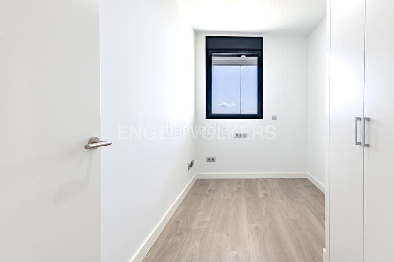 Foto cd4f21cd-6272-4486-8aee-cd12d638278e. Lloguer apartament amb calefacció aparcament piscina a Mataró