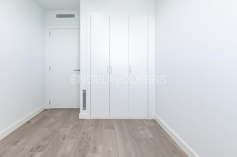 Foto f3d84138-df64-46b5-89e4-c11315b950e1. Lloguer apartament amb calefacció aparcament piscina a Mataró