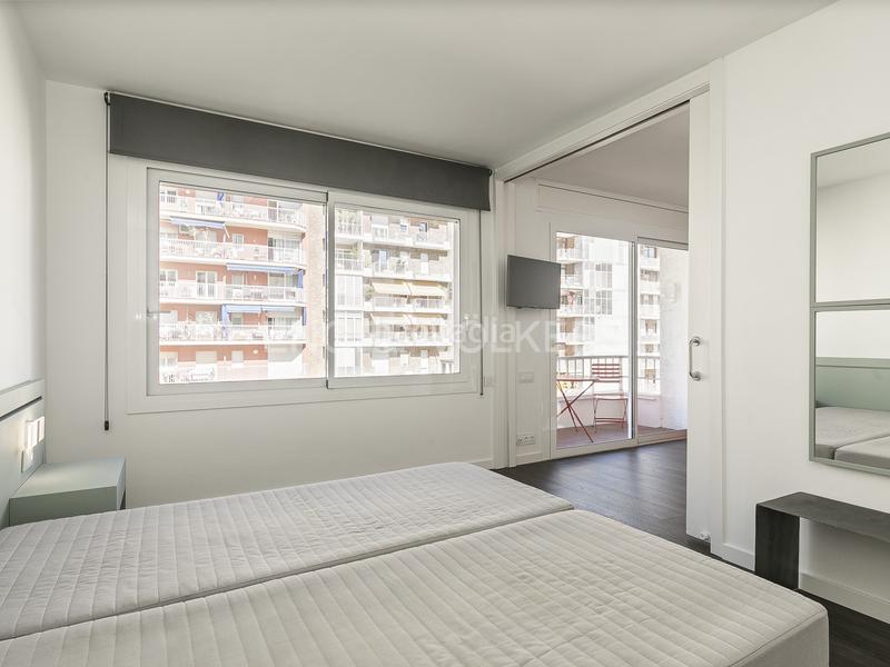 Foto 62af0c91-7d7b-40e8-a81c-b860fcef9e09. Alquiler apartamento  amueblado con terraza y parking en Pedralbes en Barcelona