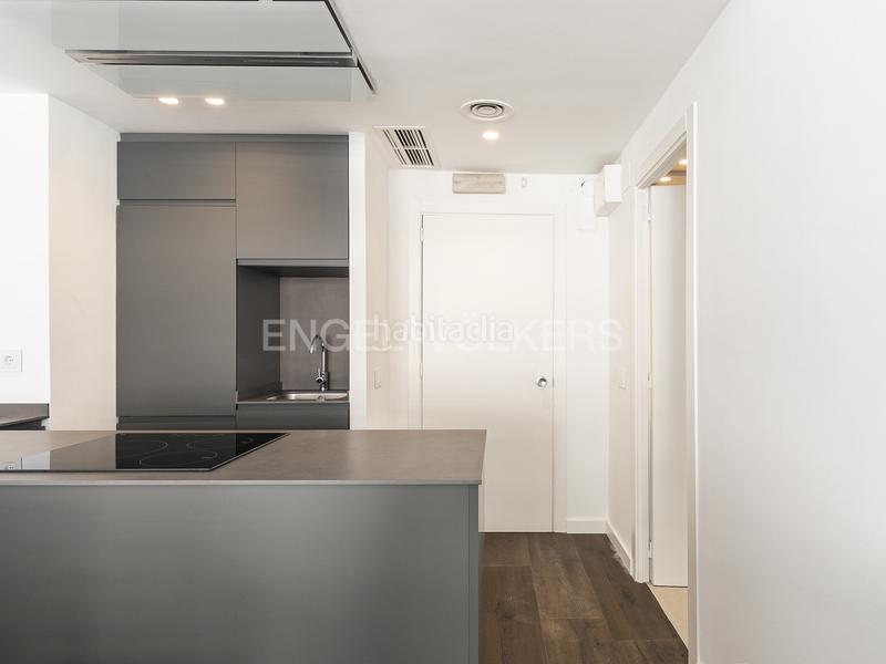 Foto 8af1550b-aecf-4d88-8031-e490e726ca90. Alquiler apartamento  amueblado con terraza y parking en Pedralbes en Barcelona