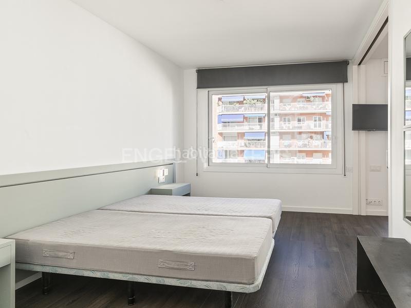 Foto ef119201-cb4c-4195-a911-354f5ea240bd. Alquiler apartamento  amueblado con terraza y parking en Pedralbes en Barcelona