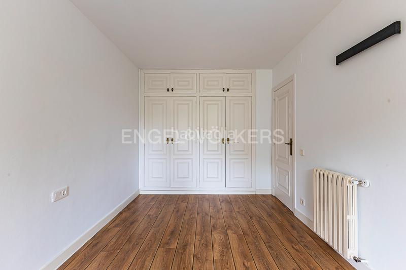 Foto f3cb5da0-32af-4bfd-b488-a1649ab4e035. Lloguer casa amb calefacció a Eixample Sant Cugat del Vallès