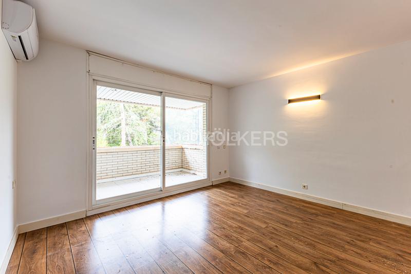 Foto f52c31ba-a963-4f48-88bd-d3aa80d8e5c0. Lloguer casa amb calefacció a Eixample Sant Cugat del Vallès