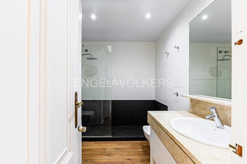 Foto 68459a9a-1629-40e9-a7fc-0bcc46fdf7fe. Location maison avec chauffage dans Eixample Sant Cugat del Vallès