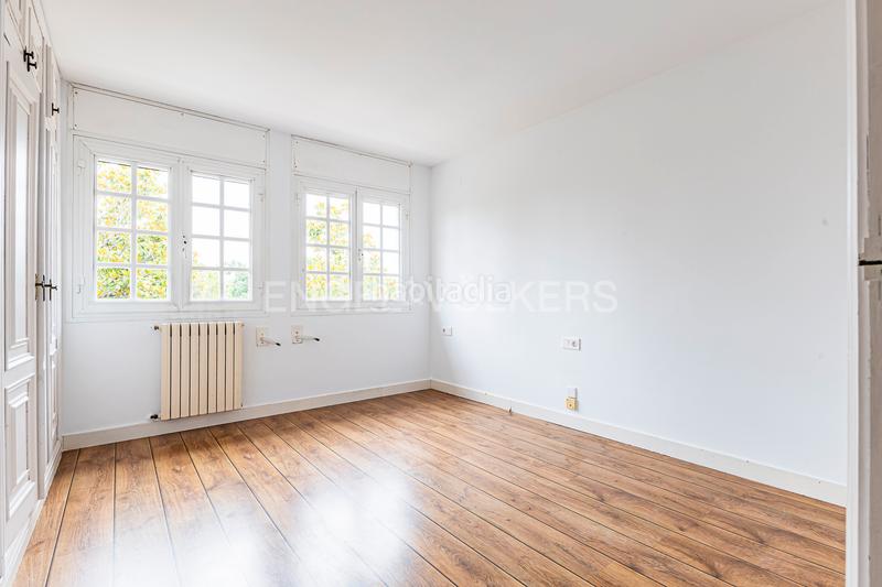 Foto b8e2784c-4c7d-4b3c-ac5e-edd9cf8d0788. Location maison avec chauffage dans Eixample Sant Cugat del Vallès