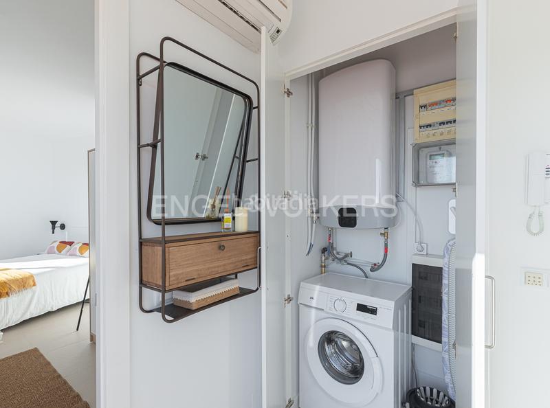 Foto 4bce492a-5e32-4330-a6ef-739310c74519. Alquiler ático  amueblado en pi i margall en Barcelona