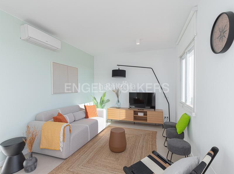 Foto a3c11667-9349-456f-8386-045243ba926e. Location attique avec chauffage dans El Camp d´en Grassot i Gràcia Nova Barcelona