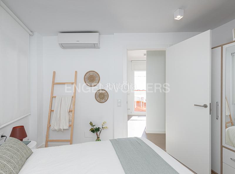 Foto 4dcc2ee3-4fce-4789-af63-346ee18ca158. Miete dachwohnung mit heizung in El Camp d´en Grassot i Gràcia Nova Barcelona