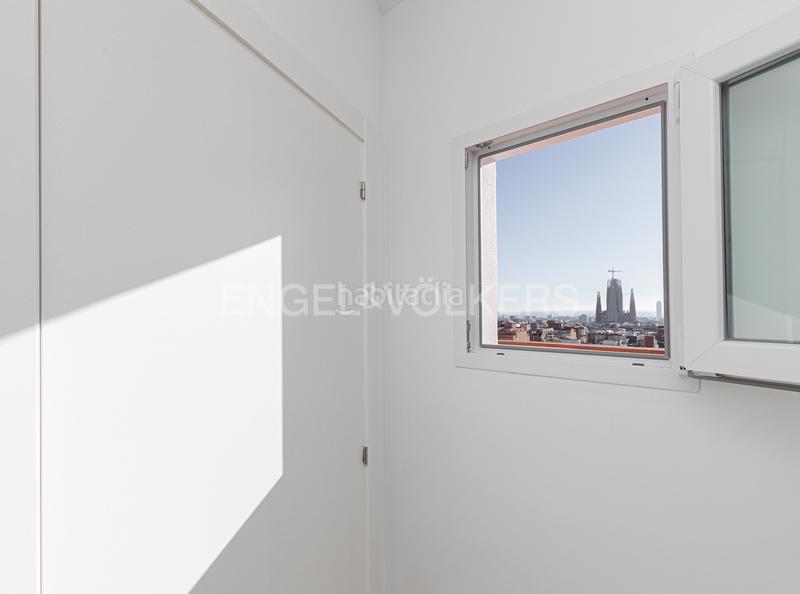 Foto ff3140da-be31-4ef8-8fcd-d55fe27fbc8a. Miete dachwohnung mit heizung in El Camp d´en Grassot i Gràcia Nova Barcelona
