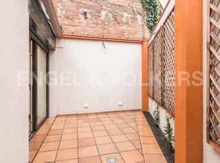 Lloguer Casa a Baix Guinardó. Maravillosa casa temporal con terraza