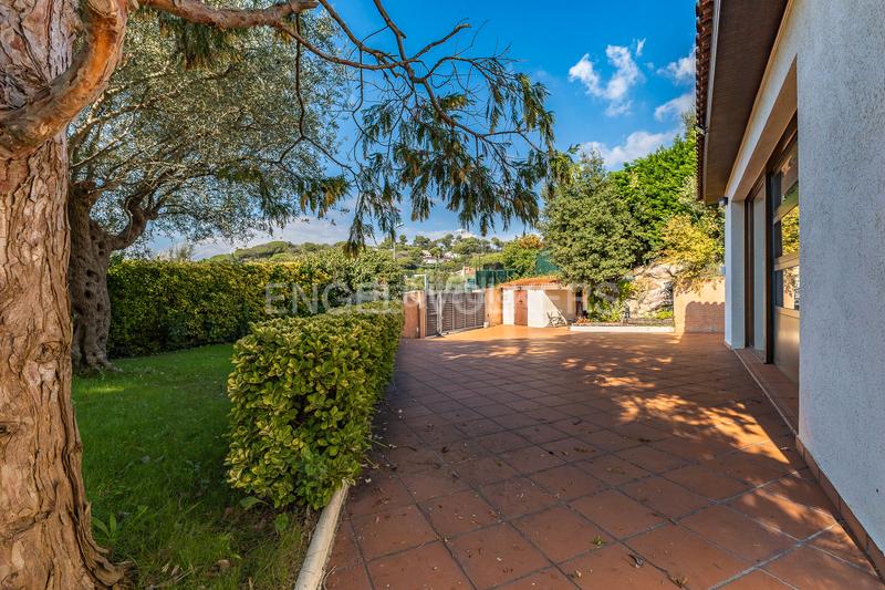 Foto 1137996a-6177-459b-976e-8bed2260381e. Haus mit heizung parking pool in Vallromanes