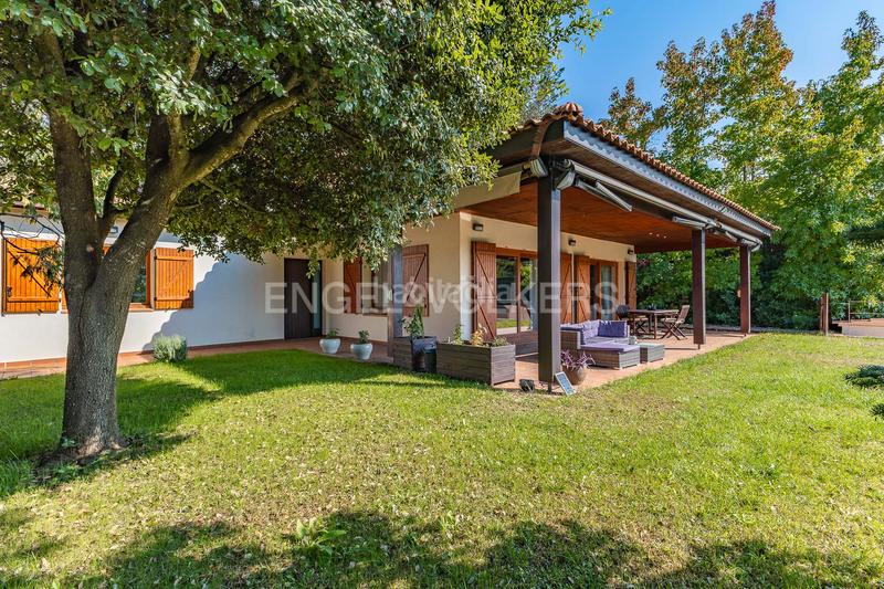 Foto 86168055-3f64-4170-8841-a03d755c6a8c. Haus mit heizung parking pool in Vallromanes