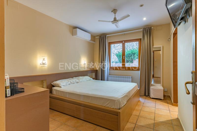 Foto 94c501f9-9868-453a-9021-0b59c6bd1464. Haus mit heizung parking pool in Vallromanes