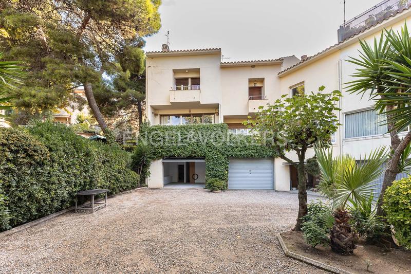 Foto 3d80d9d6-05ae-495f-85a6-f0cb289aa0cf. Casa con riscaldamento parcheggio in Cabrils