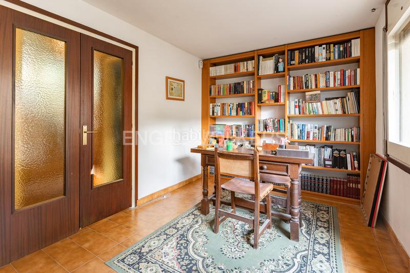 Foto 8eae6171-722a-4b42-8e29-1395a172bbff. Casa con riscaldamento parcheggio in Cabrils