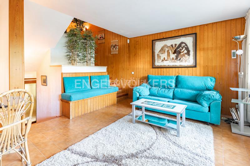Foto b7b826cf-68ed-449c-a223-6f0691bfcde9. Casa con riscaldamento parcheggio in Cabrils