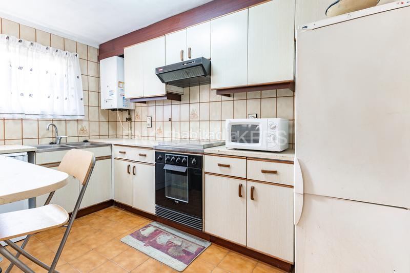 Foto c6d9c3f8-ec9f-4fb7-9703-a0b459733c6a. Casa con riscaldamento parcheggio in Cabrils