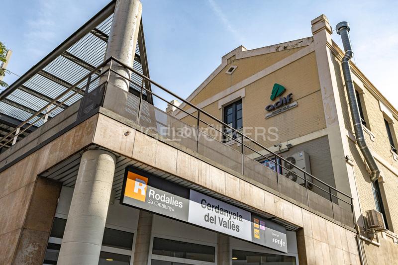 Foto ba44c98d-ab4c-4dcd-bfe5-7e46207323bf. Wohngrundstück in Martinica - Ateneu Cerdanyola del Vallès