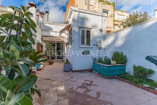 Casa a Creu Alta. Casa con gran patio en la creu alta