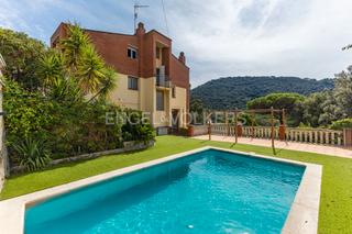 Casa a Vilanova del Vallès. Cómoda y tranquila unifamiliar en vilanova del vallès