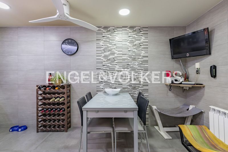 Foto 09491813-2fd2-4a99-8bd8-f0ceac0fe21b. Casa amb calefacció aparcament a Eixample - Can Bogunyà Castellar del Vallès