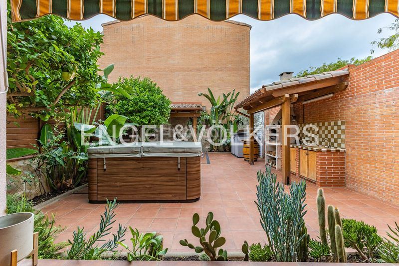 Foto 50257b25-8d09-4245-9b4f-22e93581fa82. Casa amb calefacció aparcament a Eixample - Can Bogunyà Castellar del Vallès