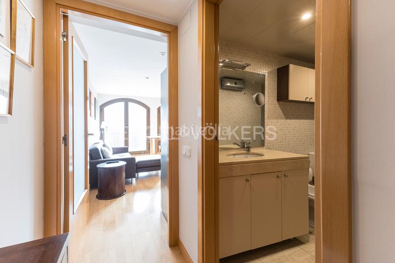 Foto 6910ae24-4d2c-49df-a9bb-5362fdb42556. Location appartement avec chauffage dans Hostafrancs Barcelona