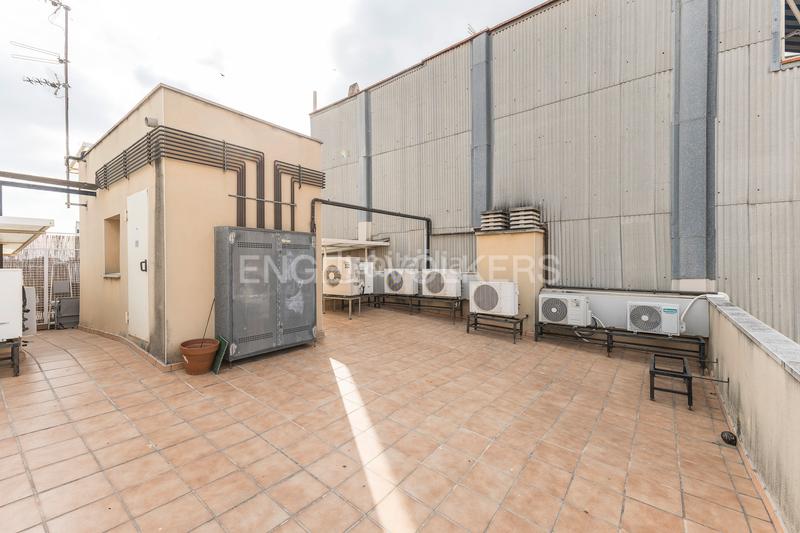 Foto b49bea93-f55e-4319-a88d-50914da655ea. Location appartement avec chauffage dans Hostafrancs Barcelona