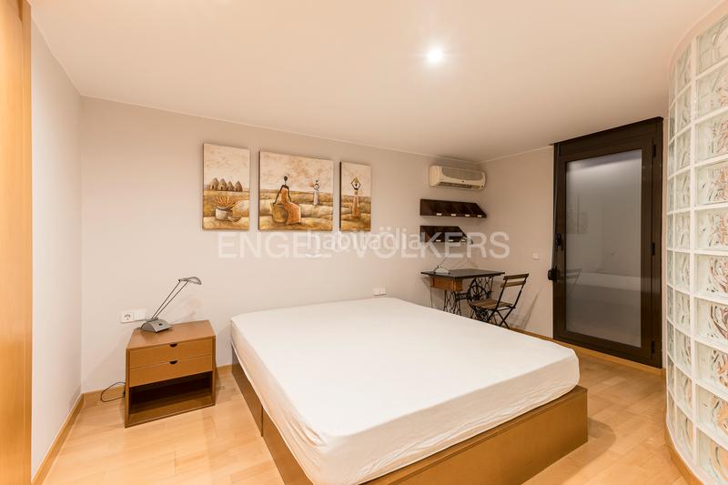 Foto b5f2de52-d1b8-4ccc-9b2f-5cc416cd4792. Location appartement avec chauffage dans Hostafrancs Barcelona