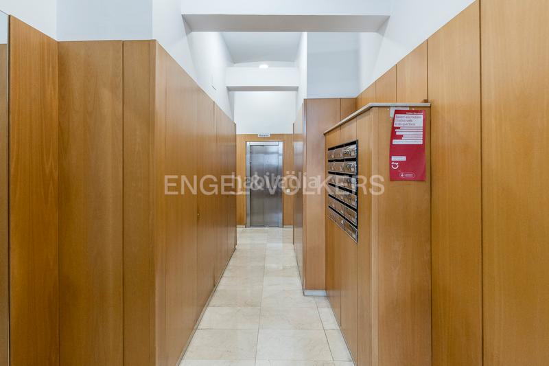 Foto c8d0e19b-42a2-4ae0-8878-ce59112a4929. Location appartement avec chauffage dans Hostafrancs Barcelona