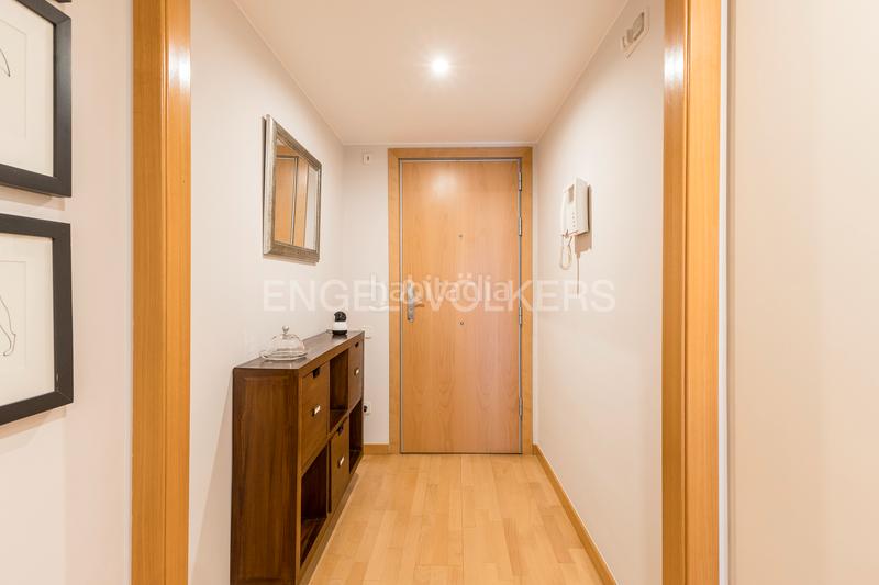 Foto f555cf32-ef1d-4686-97f9-5504996c2520. Location appartement avec chauffage dans Hostafrancs Barcelona