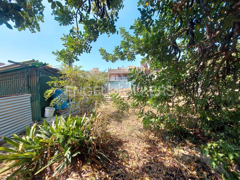 Foto c7d59614-c8d2-44a5-8b14-823f3ecf7d2b. Terrain résidentiel dans Els Canons - Les Orioles - Can Paulet Sant Boi de Llobregat