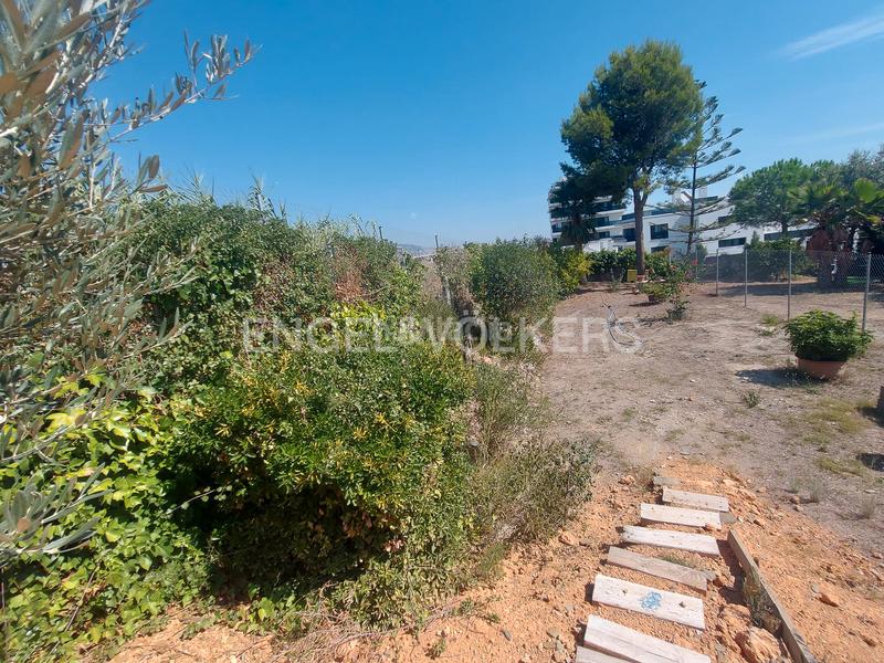 Foto 0ec706fc-6c83-4641-8ba5-ee02ea2f2050. Wohngrundstück in Els Canons - Les Orioles - Can Paulet Sant Boi de Llobregat