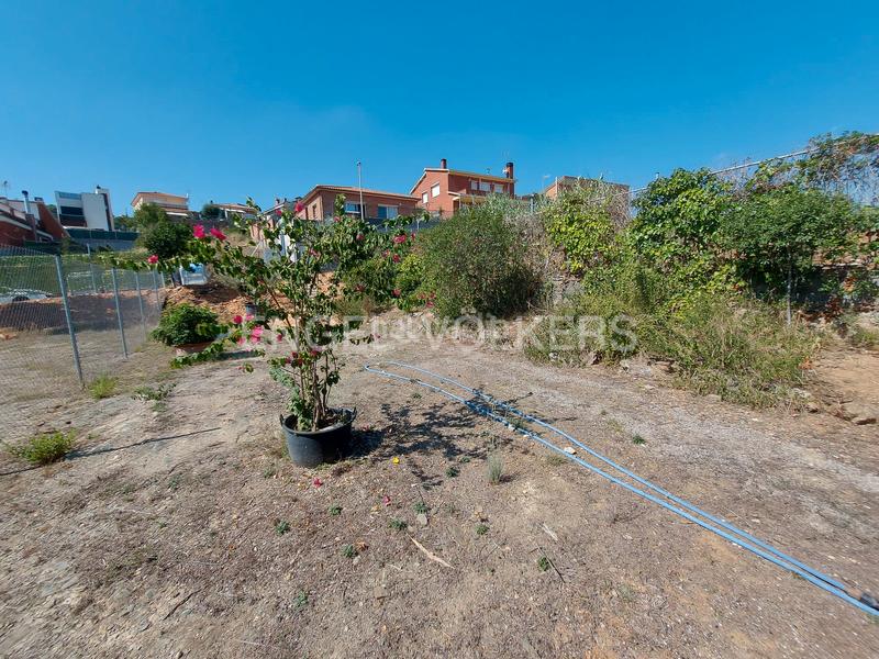 Foto b0fa2223-74ce-44c5-a534-ec3ef0e56675. Wohngrundstück in Els Canons - Les Orioles - Can Paulet Sant Boi de Llobregat