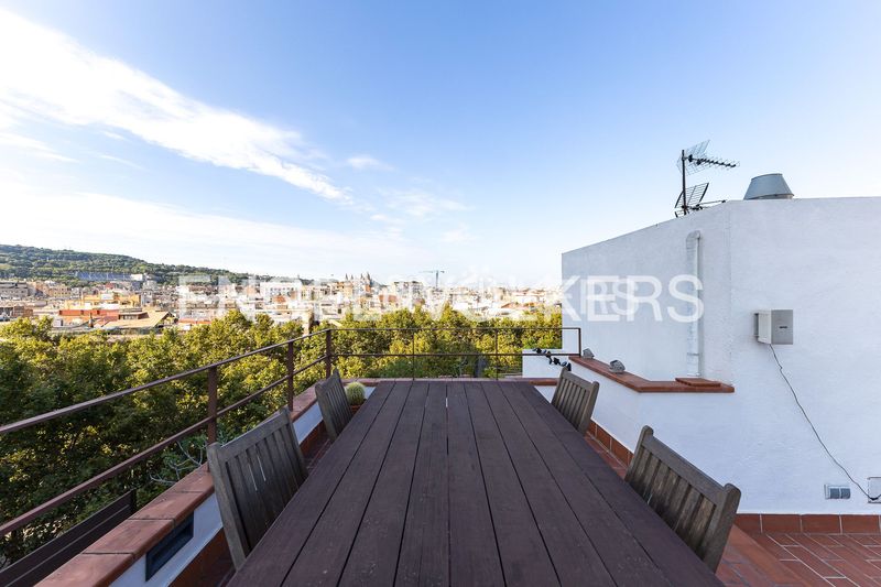 Foto f7a248bb-02e6-497a-9de7-846980e29726. Àtic amb calefacció a Raval Barcelona