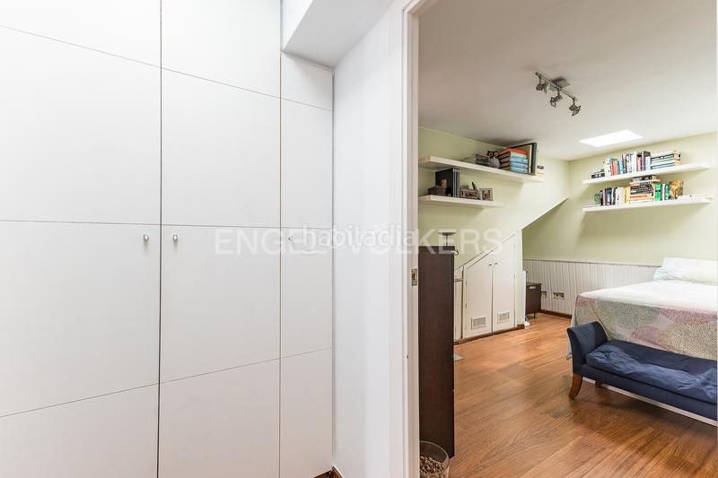 Foto 6adf4adc-1591-48a0-bd5e-15c1ec3c6801. Haus mit heizung parking in La Miranda Esplugues de Llobregat