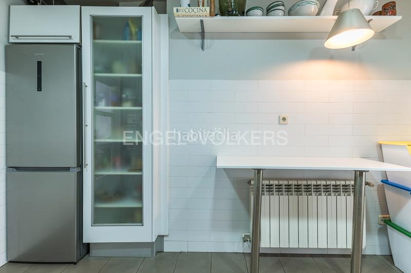 Foto 7b8c677f-c9b2-44ee-a0d8-d2889caec978. Haus mit heizung parking in La Miranda Esplugues de Llobregat