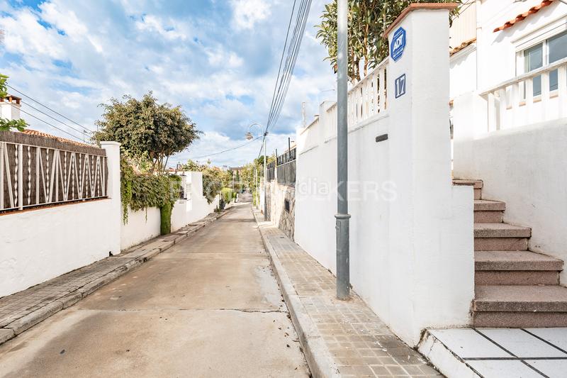 Foto 4477f41b-772b-4d29-b319-92d0c0d0bef7. Casa amb calefacció a Centre Masnou (El)