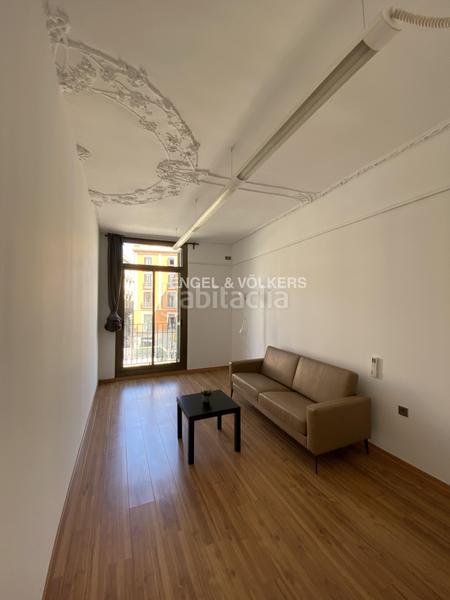 Foto 90a3644a-ec41-4277-b659-05f44a4dec8f. Lloguer apartament amb calefacció a Raval Barcelona